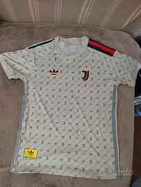 maglietta della Juventus gucci 