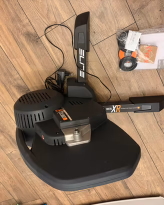 Rullo interattivo Elite Direto XR + adattatori