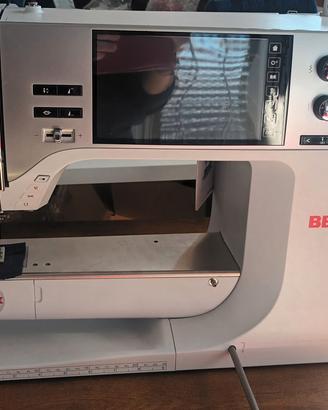 Macchina da cucire Bernina B 735