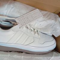 Adidas da donna, nuove con cartellino