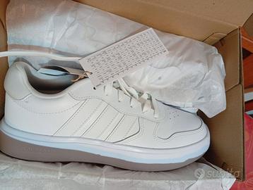 Adidas da donna, nuove con cartellino