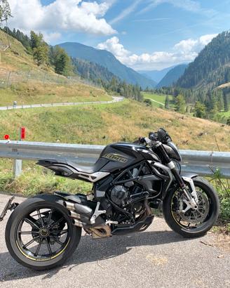 MV Agusta Brutale 800 Dragster