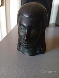 Testina ceramica bucchero