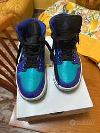 Air Jordan 1 Mid Black Grape