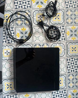 Ps4 Slim 500GB - Perfettamente funzionante + cavi