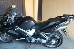 VFR 800