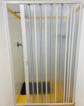 Box doccia e pareti soffietto bagno spogliatoi