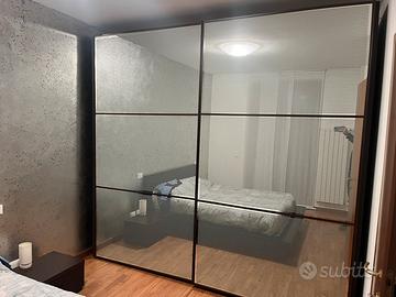 Armadio camera da letto con specchi