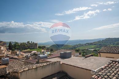 Casa Semindipendente - Caltagirone
