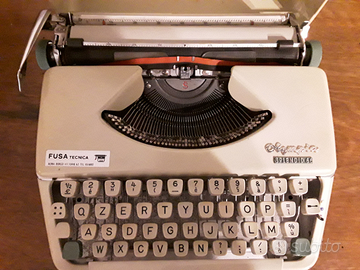 Olympia Splendid 66 macchina da scrivere portatile
