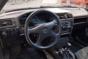 Opel Calibra 2.0i 16V 150 CV