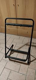 Stand Thomann per chitarra (3 alloggiamenti max)