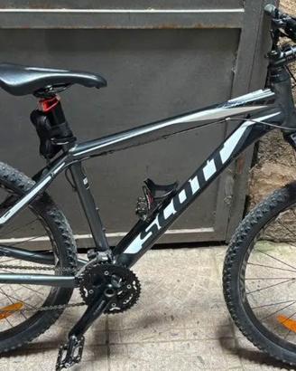 Scott mountain bike