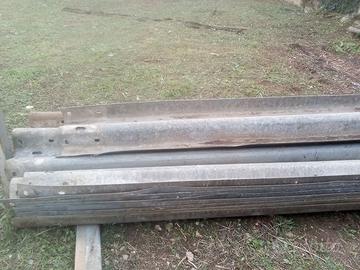Guard rail in acciao