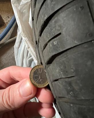 Cerchi per bmw f10 con gomme nuove