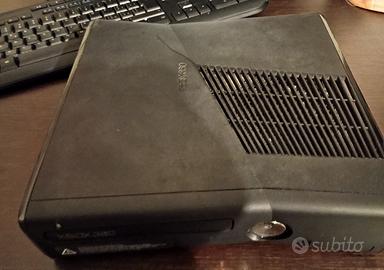 XBOX 360 MODELLO SLIM