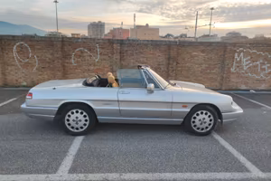 Alfa Romeo spider 2.0 i.e