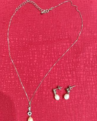 Coordinato d'argento (parure) Collana e orecchini