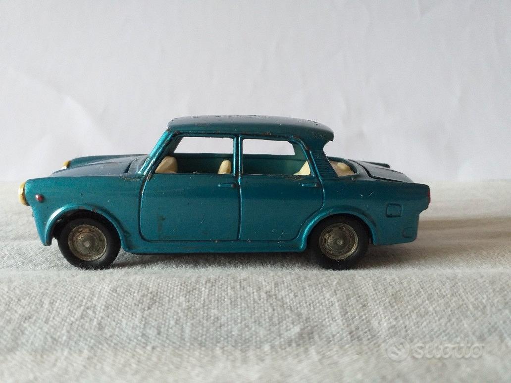 60's Politoys Fiat 1100 N.526 イタリア製 レッド 60's Politoys Fiat