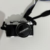 Olympus E-M10II