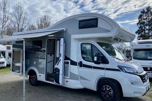 Noleggio camper 8 posti letto