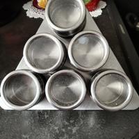 porta spezie con barattolo calamitati