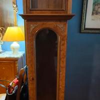 Struttura orologio a pendolo in legno