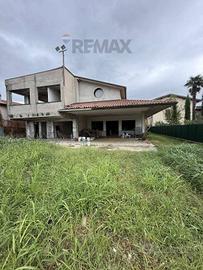 Terreno di 3000 m² a Bonate Sopra