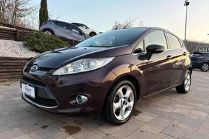 FORD Fiesta 1.4 5 porte Bz.- GPL Titanium