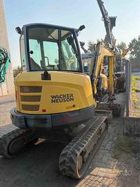 miniescavatore gommato Wacker Neuson EZ 36 girosag