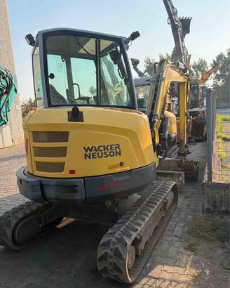 miniescavatore gommato Wacker Neuson EZ 36 girosag