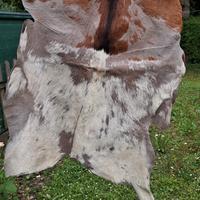 tappeto in pelle di mucca 