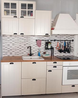 Cucina  (prezzo trattabile)