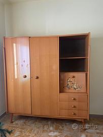 Mobile in legno
