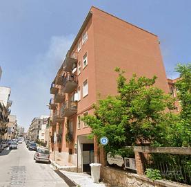 Appartamento di 130 m² con 5 locali e box auto a A