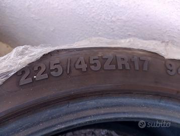 Pneumatici 225-45-17