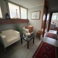 Ufficio luminoso in Via Manin