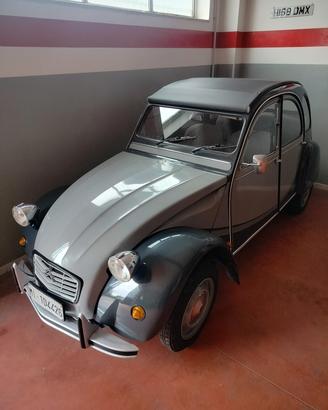 Citroen 2CV charleston