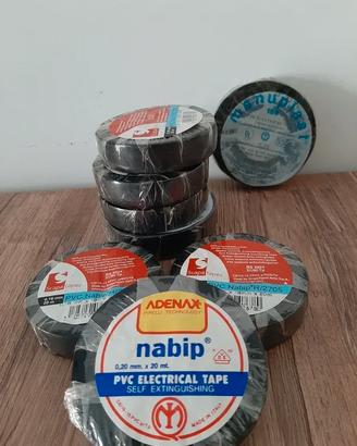 Otto rotoli di nastro in pvc. Sigillati