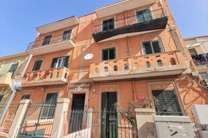 3 LOCALI A PALERMO