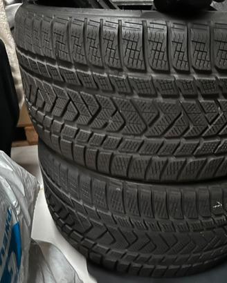 Pirelli Sottozero 3 Invernali 21” 245/35 285/30