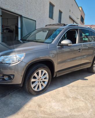 Volkswagen Tiguan 1.4 16V TSI Sport & Style (18°)