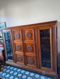 Armadio e scrivania da ufficio/studio