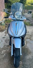 Beverly Piaggio 500