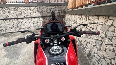 X CAPE 650 35kw CON UN ANNO DI ASSICURAZIONE