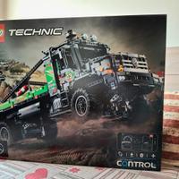 Lego Technic mercedes zetros 4x4  42129