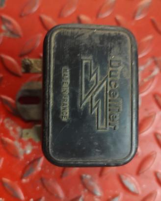 regolatore di tensione Renault 4