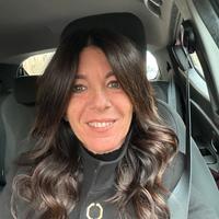 Operaia assemblaggio/imballaggio