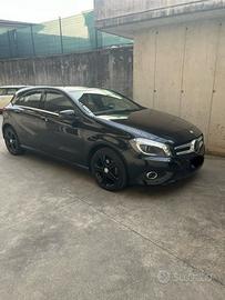 Mercedes-Benz Classe A 180 - Black Edition