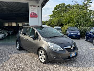Opel Meriva 1.7 CDTI 130CV b-color Panoramic